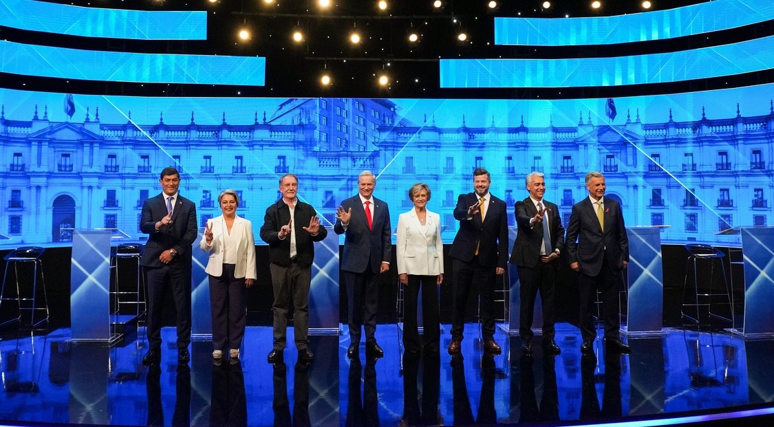 Chile's 2025 presidential candidates in a debate. (AP)