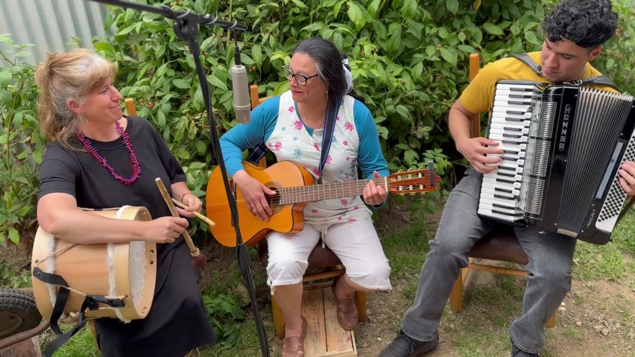 Caro Guttmann, Maruja Navarro, and Dan Alexis Alor