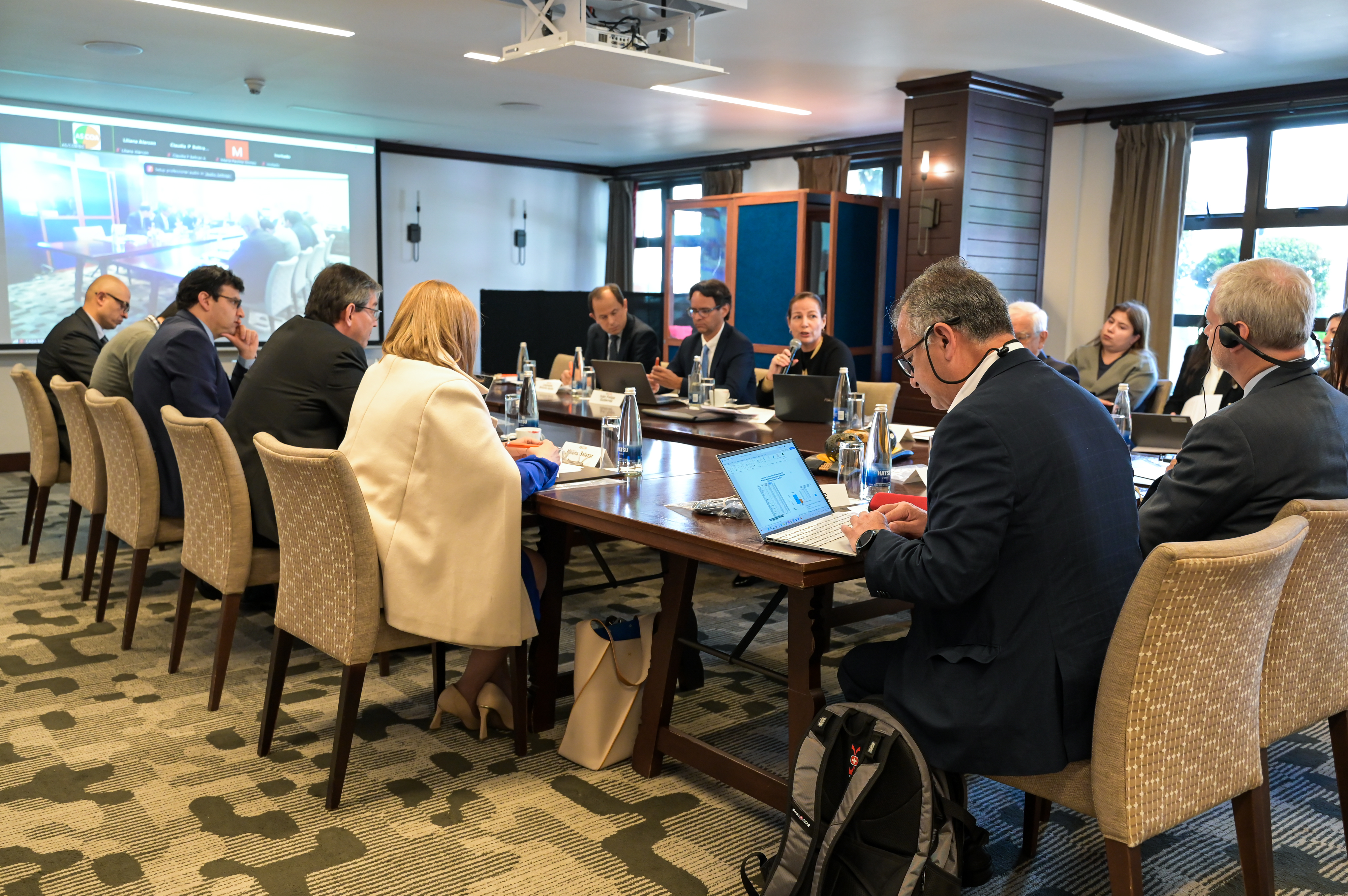  La Mesa Redonda