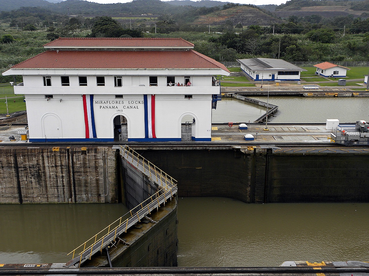 The Miraflores Locks at the Panama Canal. (Pixabay)