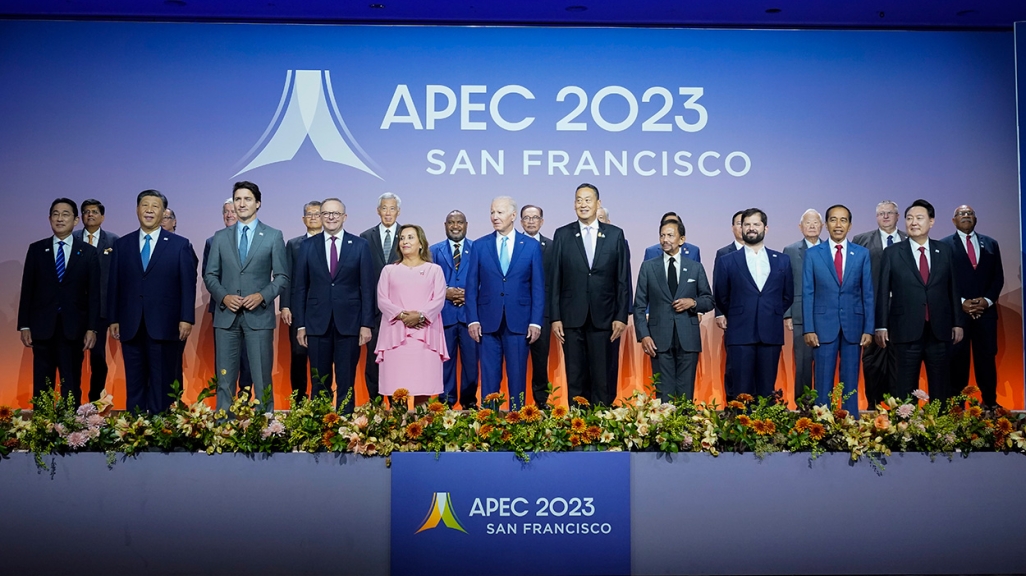 Latin America Meets With U.S. And Chinese Leaders At APEC Leaders ...