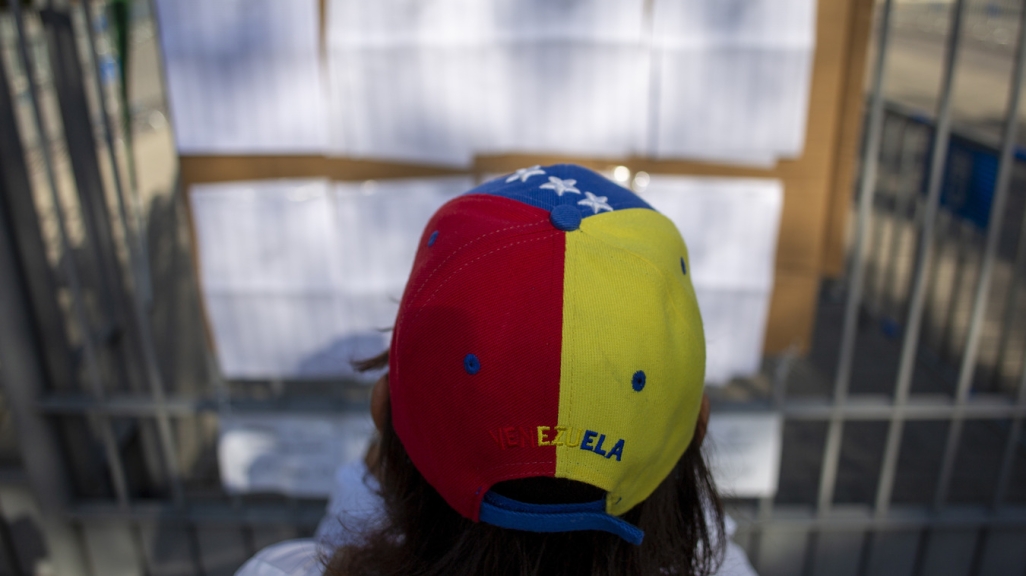 Venezuelan voter rolls in Madrid, Spain. (AP)