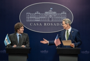 Argentine President Javier Milei and U.S. Treasury Secretary Scott Bessent. (Bessent's X Account)